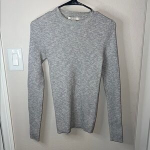 Forever 21 Gray Crew Neck Sweater